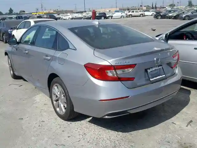 1HGCV1F10JA268497 2018 HONDA ACCORD LX-2