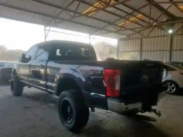 1FT7W2BT6HED75678 2017 FORD F250 SUPER DUTY-2