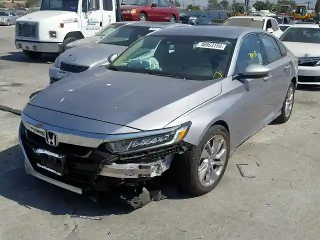 1HGCV1F10JA268497 2018 HONDA ACCORD LX-1