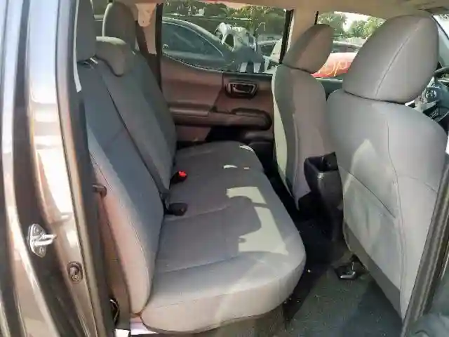 5TFAX5GN1JX112930 2018 TOYOTA TACOMA DOUBLE CAB-5
