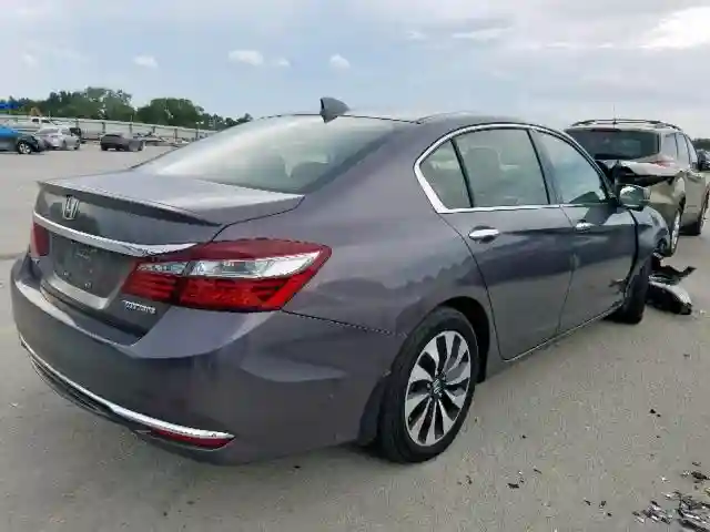 JHMCR6F39HC011126 2017 HONDA ACCORD HYBRID-3