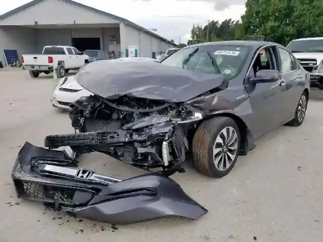 JHMCR6F39HC011126 2017 HONDA ACCORD HYBRID-1