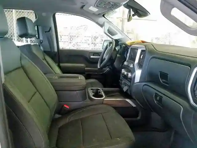 3GTU9DED7KG115817 2019 GMC SIERRA K1500 SLT-4