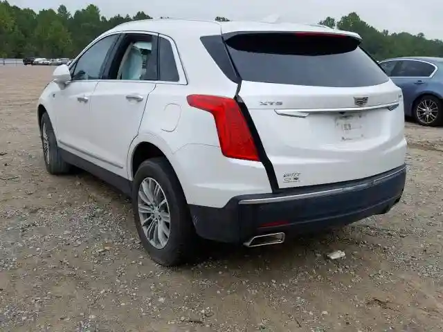 1GYKNBRS8HZ170117 2017 CADILLAC XT5 LUXURY-2