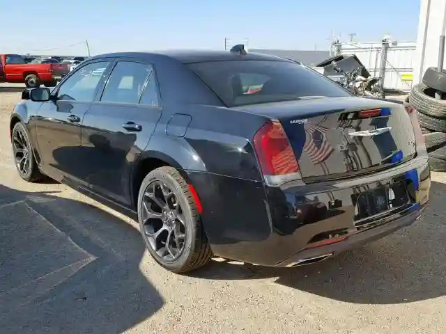 2C3CCABG9KH577665 2019 CHRYSLER 300 S-2