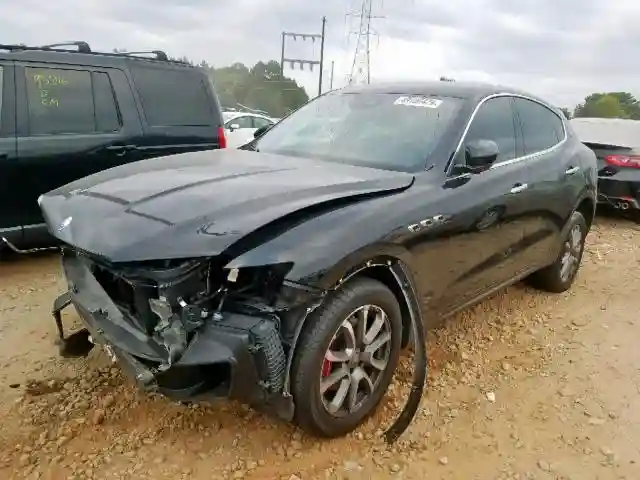 ZN661XUA6HX225978 2017 MASERATI LEVANTE-1