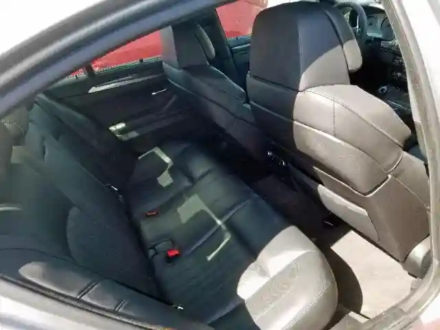 WBSFV9C55DC773440 2013 BMW M5-5