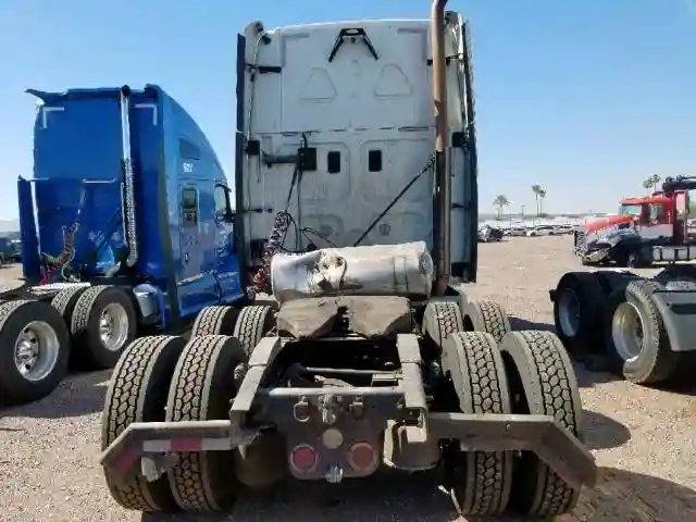 1FUJGLDR2ALAS9859 2010 FREIGHTLINER CASCADIA 125-5