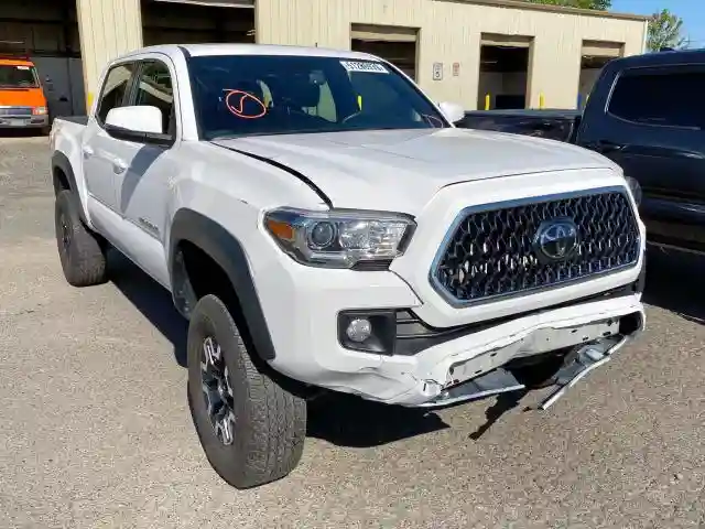 5TFCZ5AN1JX148872 2018 TOYOTA TACOMA DOUBLE CAB-0