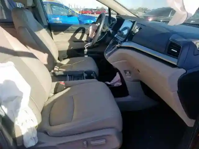 5FNRL6H75JB074133 2018 HONDA ODYSSEY EXL-4