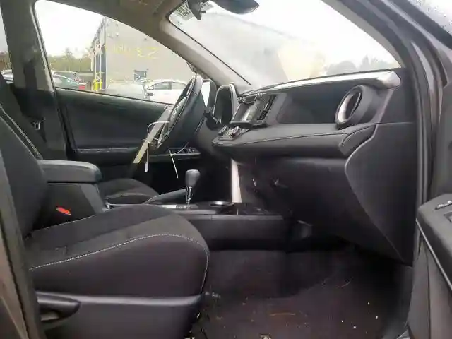 JTMRJREV4HD088472 2017 TOYOTA RAV4 HV LE-4