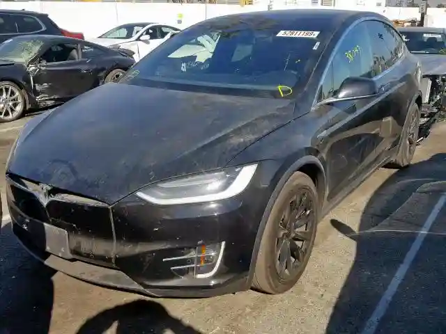 5YJXCAE2XHF078286 2017 TESLA MODEL X-1