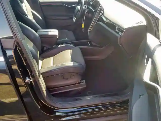 5YJXCAE2XHF078286 2017 TESLA MODEL X-4
