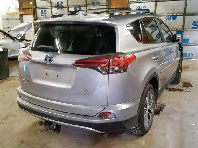 JTMRJREV8HD069875 2017 TOYOTA RAV4 HV LE-3