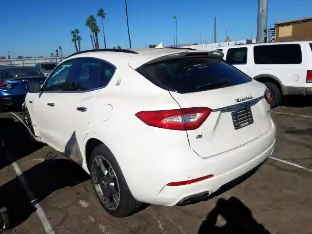 ZN661XUS5JX303634 2018 MASERATI LEVANTE SPORT-2