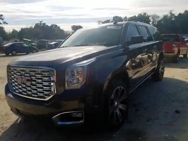 1GKS1HKJ9JR214738 2018 GMC YUKON XL DENALI-1