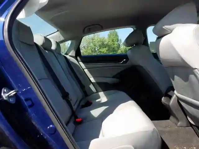 1HGCV1F19JA194142 2018 HONDA ACCORD LX-5