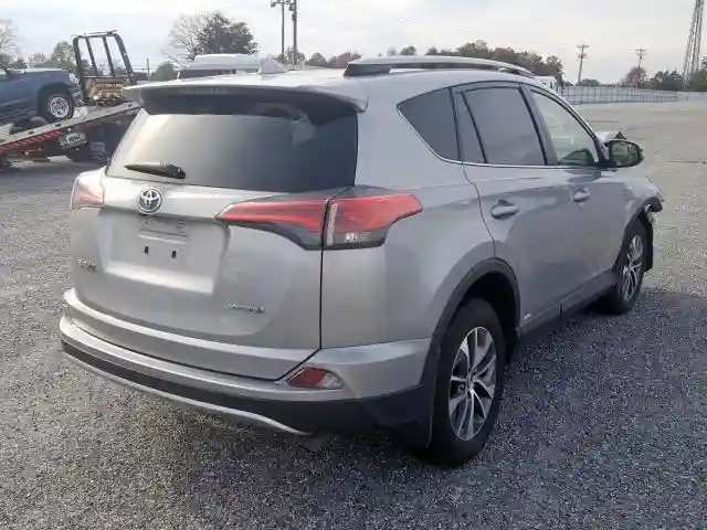 JTMRJREV5JD240135 2018 TOYOTA RAV4 HV LE-3