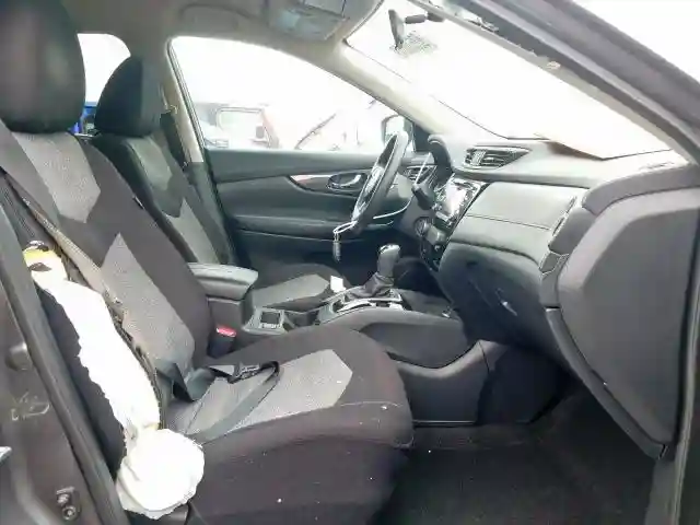 5N1AT2MV3HC893106 2017 NISSAN ROGUE SV-4