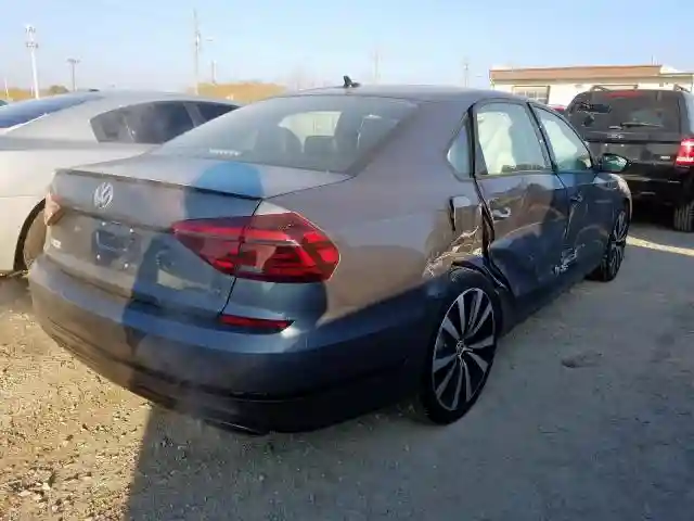 1VWJM7A37JC028028 2018 VOLKSWAGEN PASSAT GT-3