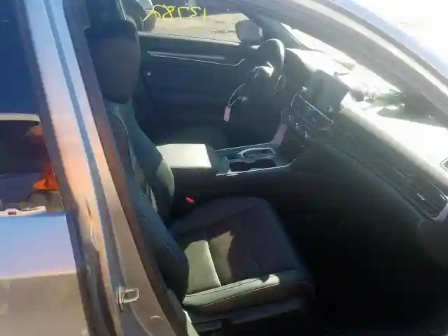 1HGCV2F32KA015108 2019 HONDA ACCORD SPORT-4