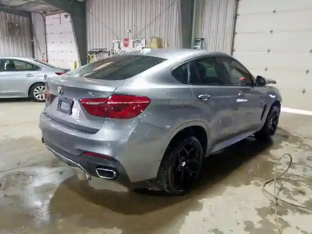 5UXKU2C5XJ0X48559 2018 BMW X6 XDRIVE35I-3
