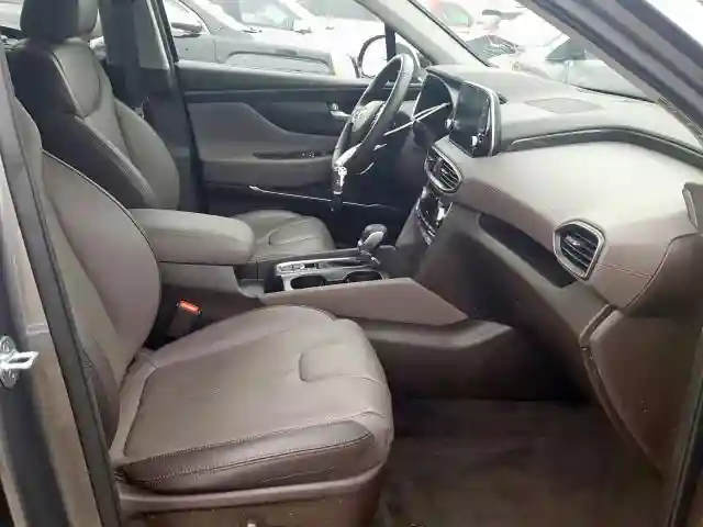 5NMS5CADXKH058911 2019 HYUNDAI SANTA FE LIMITED-4