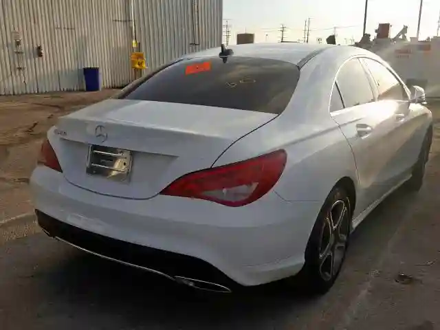 WDDSJ4EB1KN740661 2019 MERCEDES-BENZ CLA 250-3