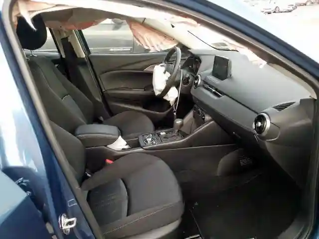 JM1DKFB75K0443563 2019 MAZDA CX-3 SPORT-4