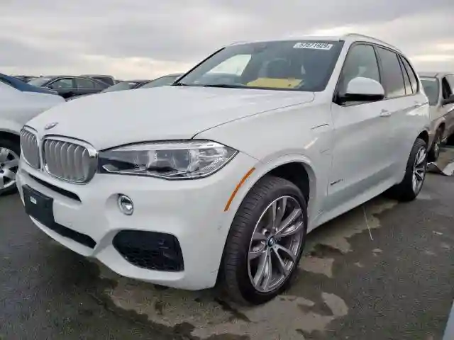 5UXKT0C52J0V99779 2018 BMW X5 XDR40E-1