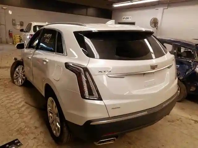 1GYKNFRS4KZ200485 2019 CADILLAC XT5 PREMIUM LUXURY-2