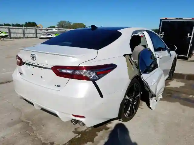 4T1B61HK8KU777889 2019 TOYOTA CAMRY XSE-3