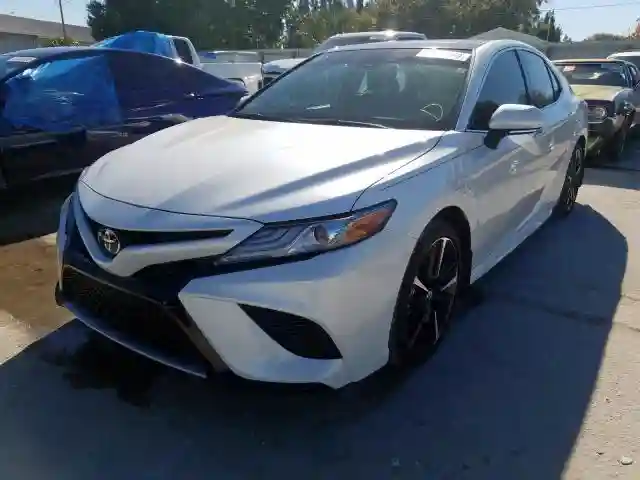 4T1B61HK8KU777889 2019 TOYOTA CAMRY XSE-1