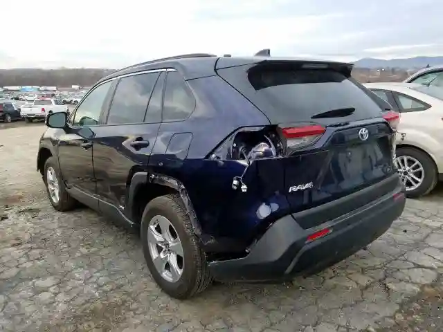 2T3RWRFV3KW007102 2019 TOYOTA RAV4 XLE-2