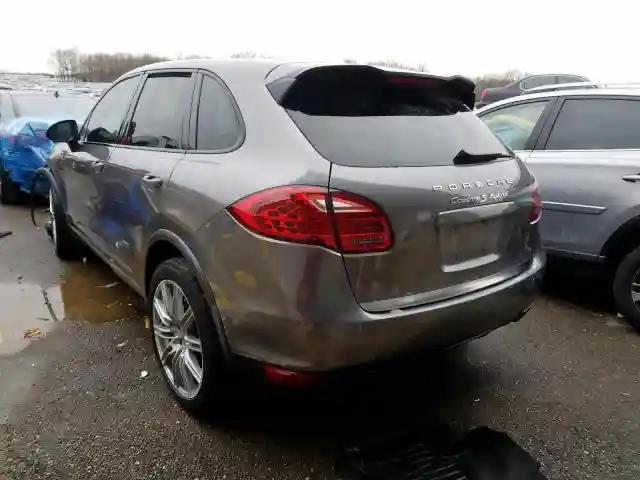 WP1AE2A2XDLA14654 2013 PORSCHE CAYENNE S HYBRID-2