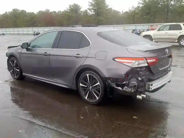 4T1B61HK6KU711454 2019 TOYOTA CAMRY XSE-2