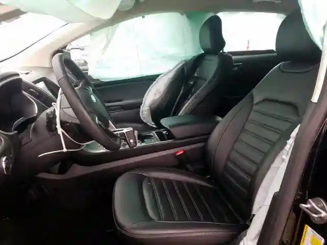 2FMPK4J98KBB90351 2019 FORD EDGE SEL-4