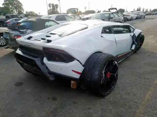 ZHWYD4ZF7JLA11091 2018 LAMBORGHINI HURACAN PE-3