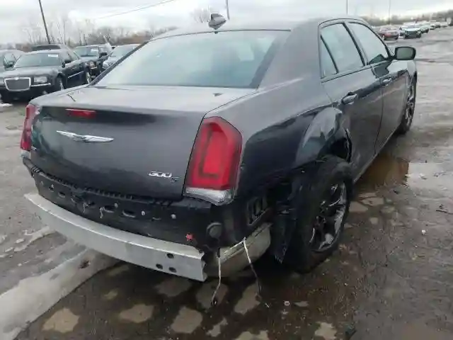 2C3CCAGG0GH311449 2016 CHRYSLER 300 S-3