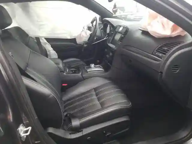 2C3CCAGG0GH311449 2016 CHRYSLER 300 S-4