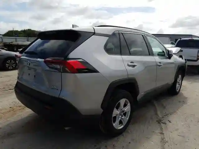 2T3MWRFV5KW016362 2019 TOYOTA RAV4 LE-3