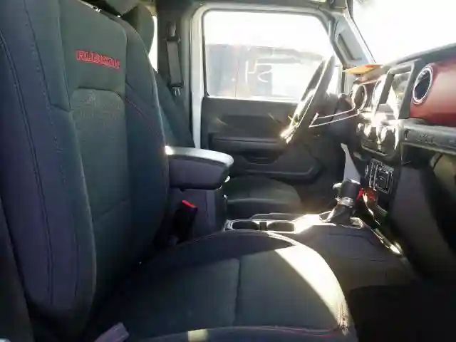 1C4HJXCN9KW687818 2019 JEEP WRANGLER RUBICON-4