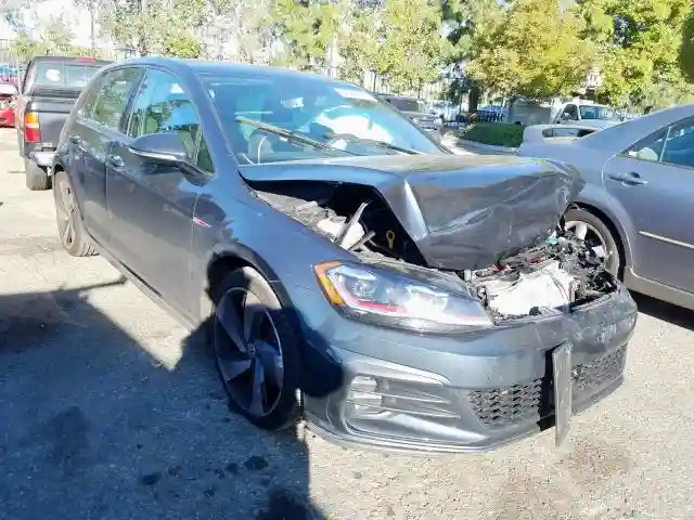 3VW447AU4JM280470 2018 VOLKSWAGEN GTI S/SE-1