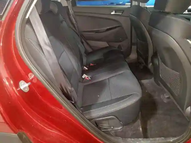 KM8J2CA40KU054830 2019 HYUNDAI TUCSON SE-5