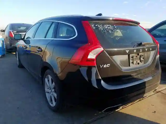 YV140MEK6H1347027 2017 VOLVO V60 T5 PREMIER-2
