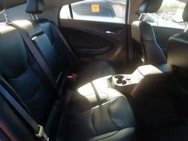 1G1RD6S51JU140228 2018 CHEVROLET VOLT PREMIER-5