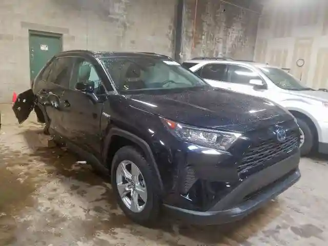 2T3MWRFV6KW041934 2019 TOYOTA RAV4 LE-0