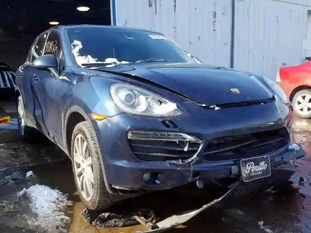 WP1AB2A22CLA44951 2012 PORSCHE CAYENNE S-0