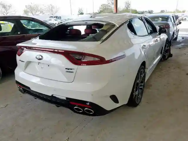 KNAE55LC3K6060023 2019 KIA STINGER GT2-3