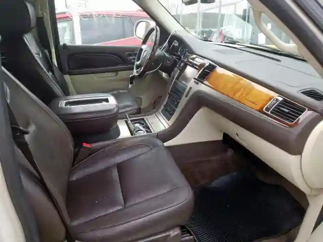 1GYS4KEF4DR118294 2013 CADILLAC ESCALADE ESV PLATINUM-4